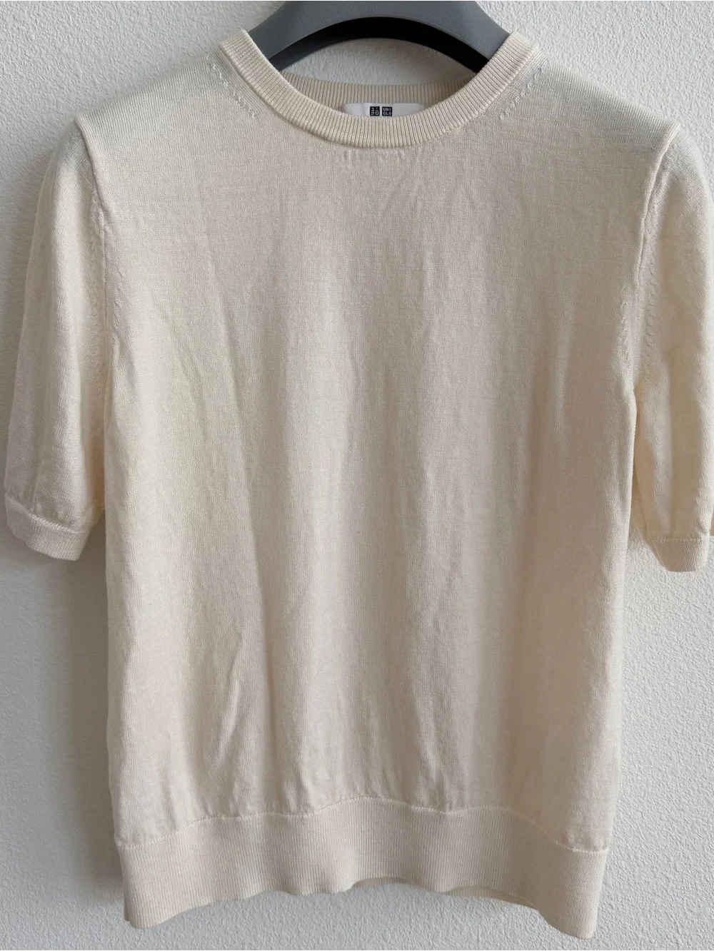 UNIQLO 100% Wool Short Sleeve Knit Top - Picture 1 of 5